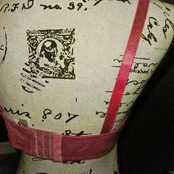 Mamia Womans Full Support Pink Bra Size 36C - Picture 7 of 9